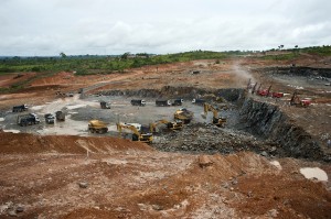 Obras da Usina de Belo Monte